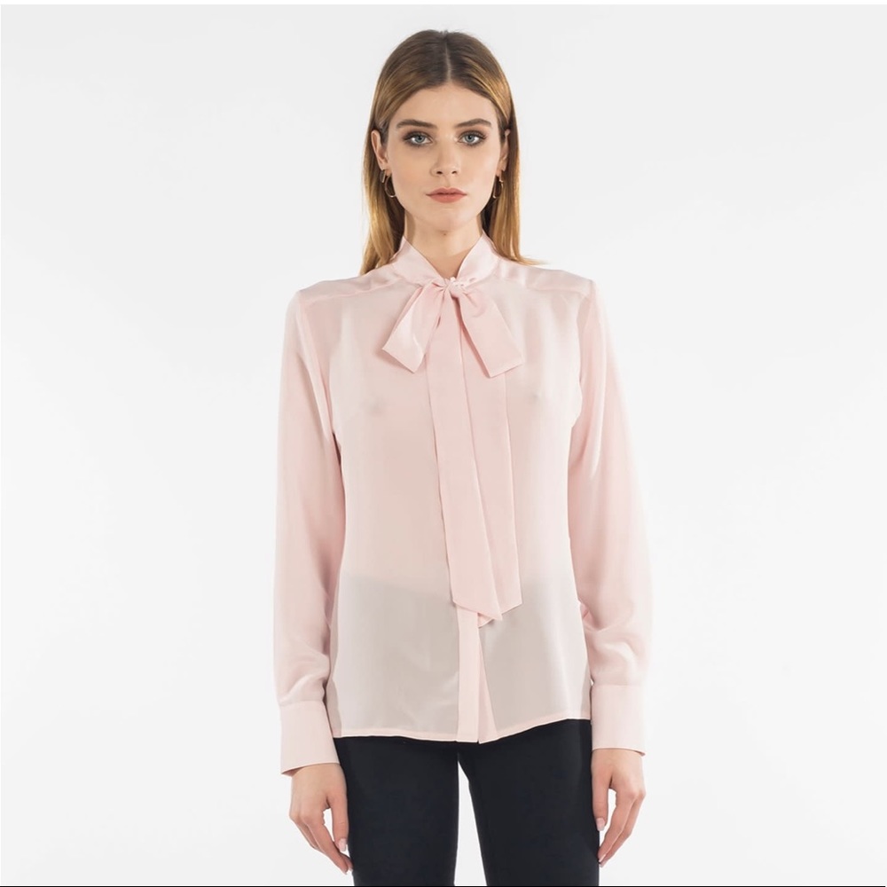 Pink Champagne Pussy-Bow